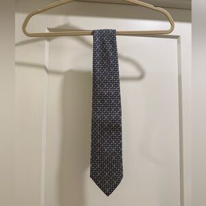 Louis Vuitton Silk Necktie - Navy with pink dots luxury Geometric